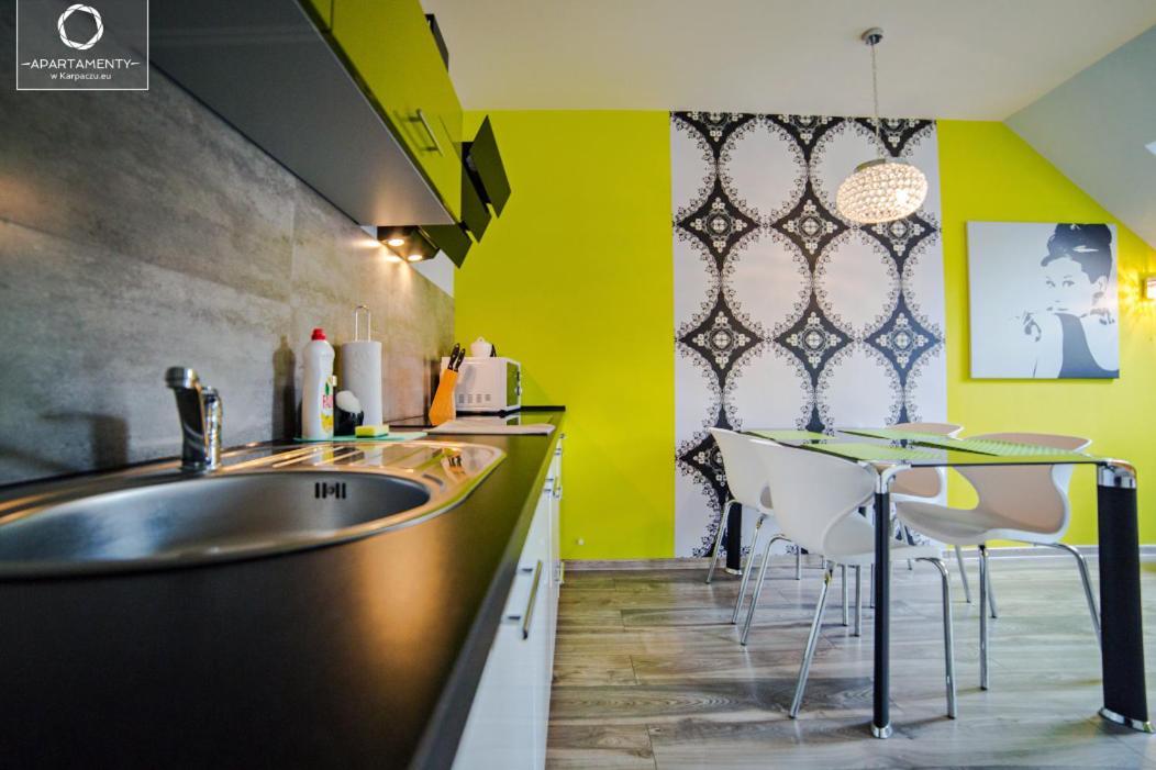 Wonder Home - Apartamenty Lesny Dom Z Balkonami, Niedaleko Centrum, W Cichej Okolicy Karpacz Buitenkant foto